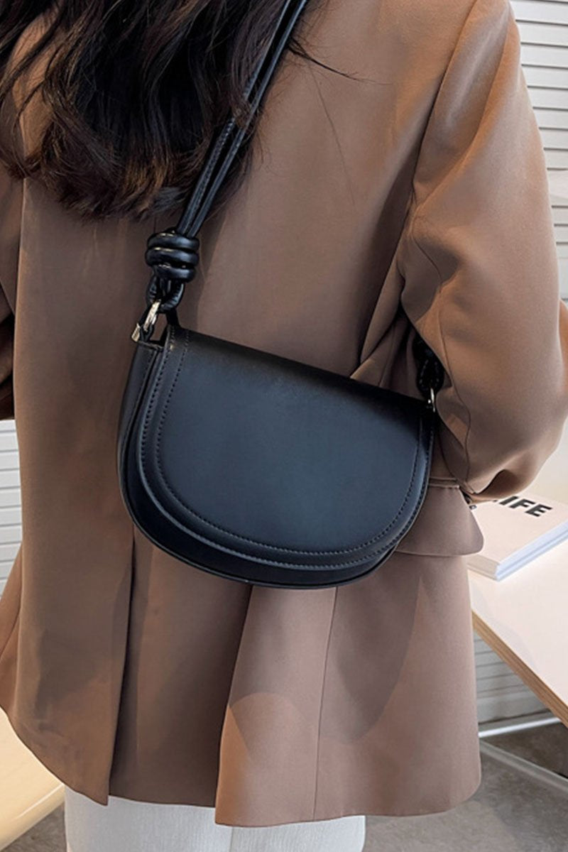 LEATHER RETRO BUCKLE SHOULDER BAG