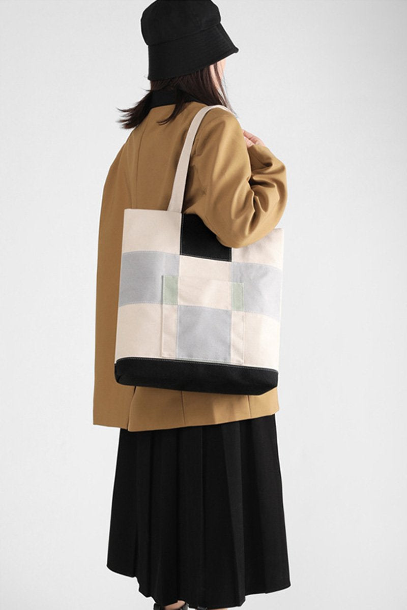 PLAID PATTERN CANVAS SHOULDER BAG