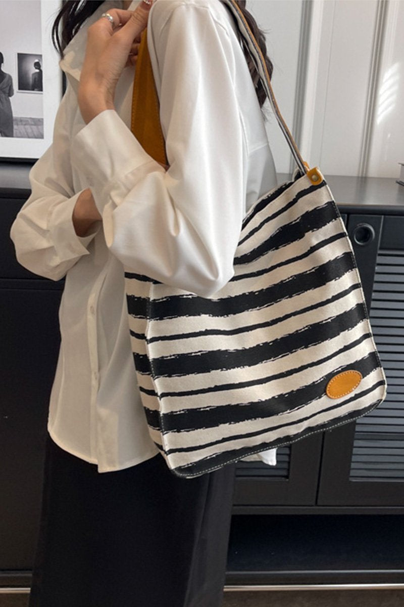 STRIPE PATTERN CASUAL SHOULDER BAG