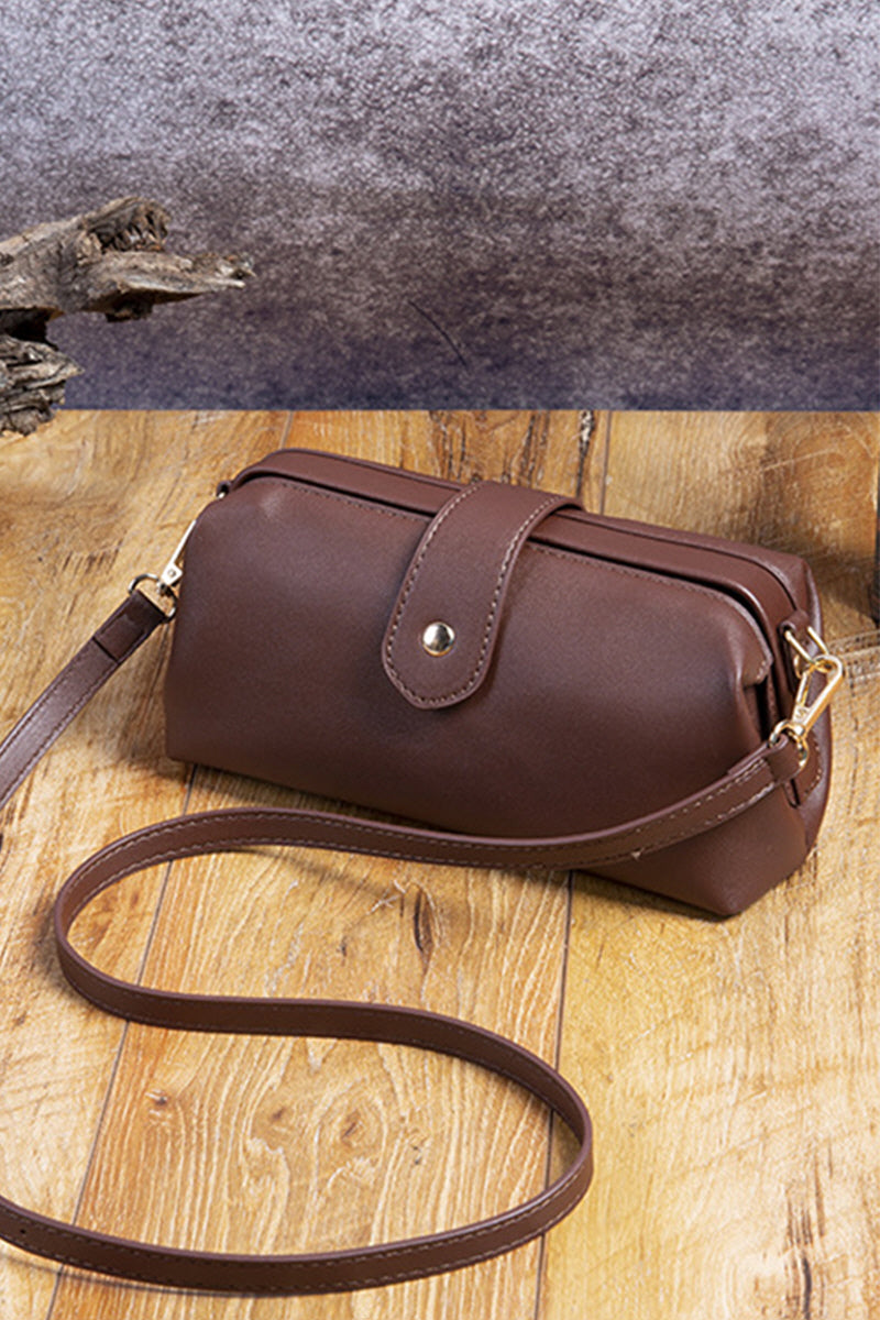 WOMEN TANNED SHOULDER BAG