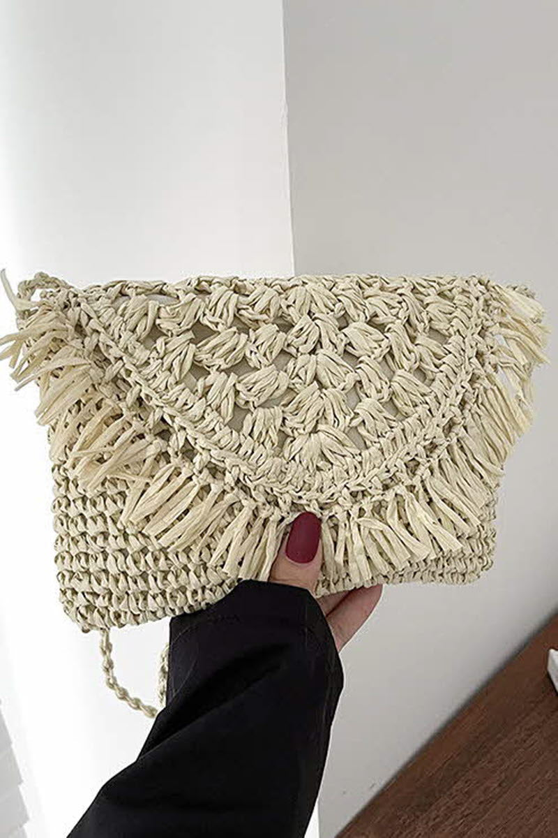 STRAW WOVEN TASSEL DECORATIVE SHOULDER BAG