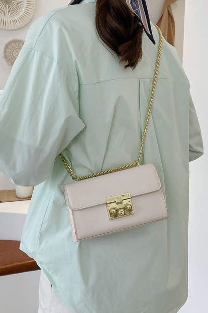 SOLID COLOR LOCK SHOULDER BAG