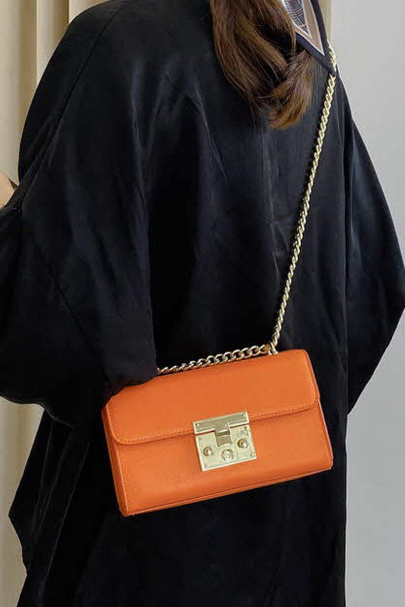 SOLID COLOR LOCK SHOULDER BAG