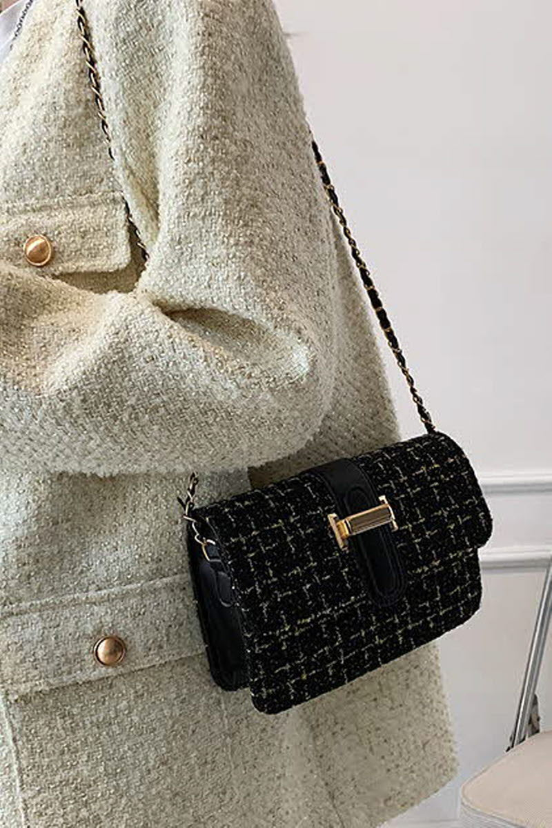 WOOLEN CHAIN SMALL SQUARE BAG