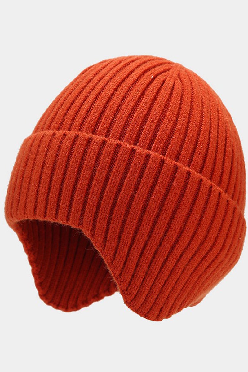 KNITTED SOLID CASUAL BEANIE