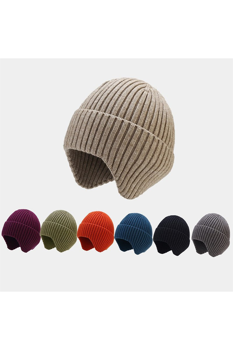 KNITTED SOLID CASUAL BEANIE