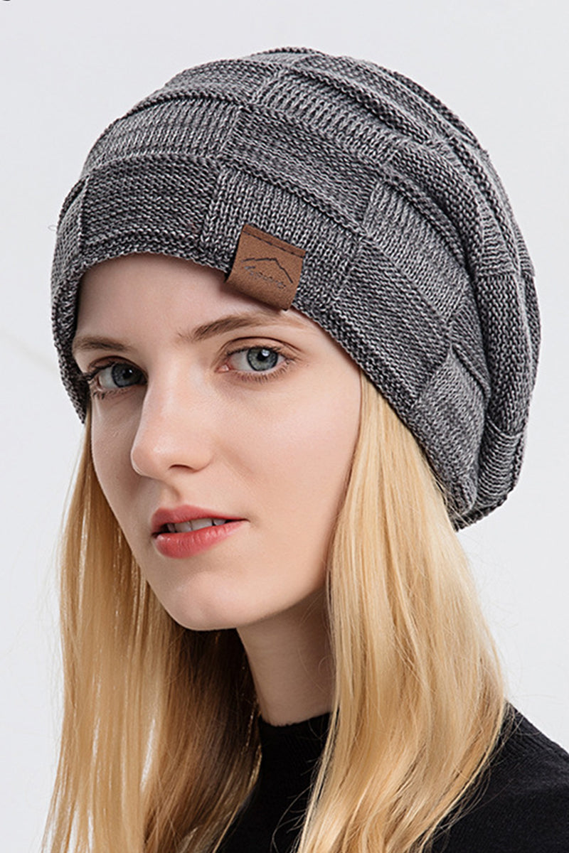 WOMEN SOLID KNIT HAT