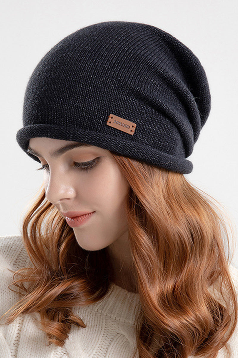 WOMEN LETTER LABEL DECOR BEANIE