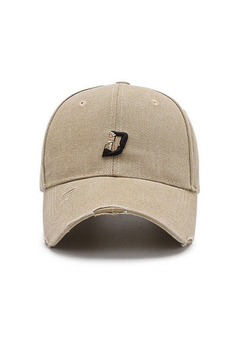 HOLE LETTER FASHION BASEBALL CAP