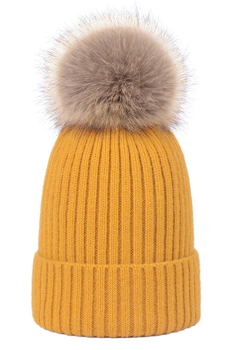 FLUFFY BALL KNIT BEANIE