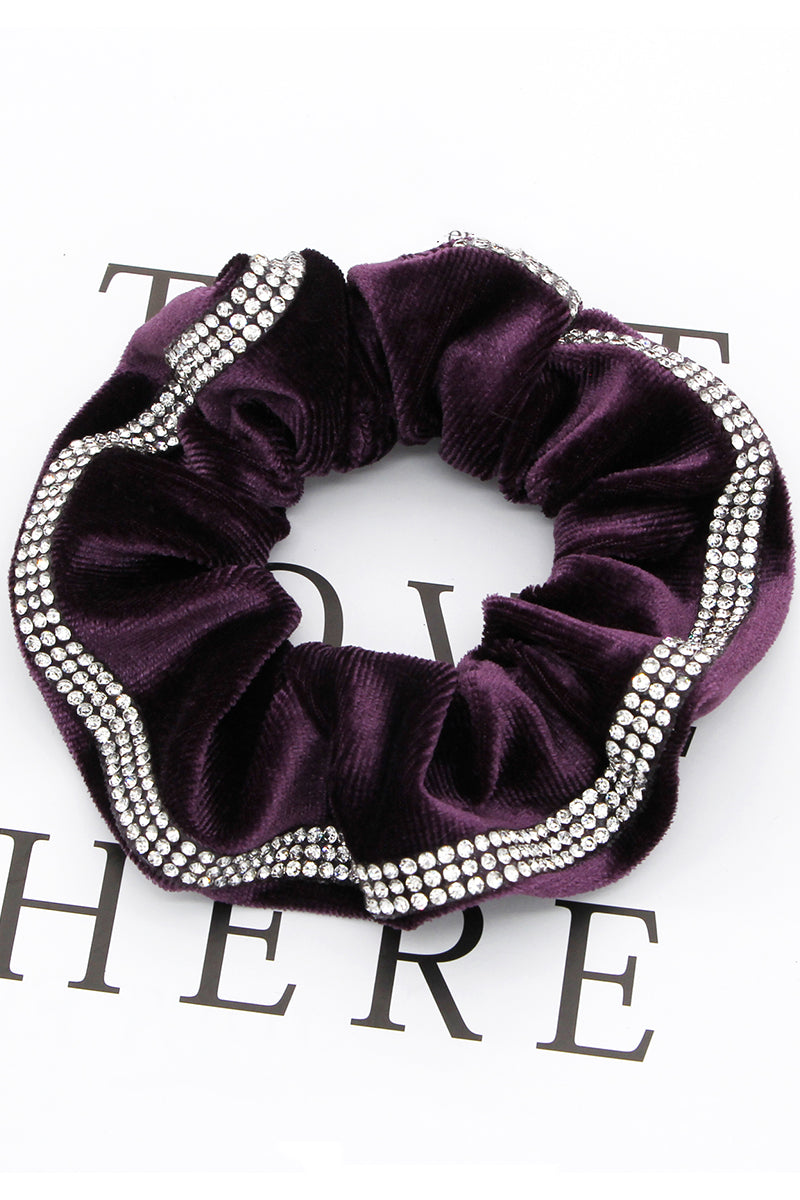 SOLID COLOR VELVET SCRUNCHIE