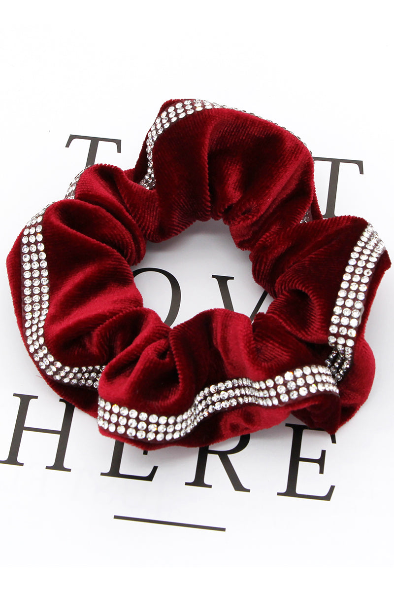 SOLID COLOR VELVET SCRUNCHIE