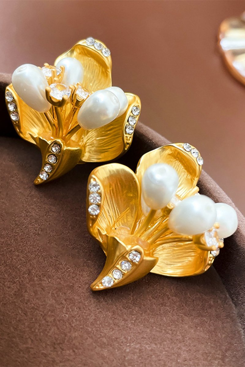 FLOWER SHAPE STUD FASHION EARRINGS