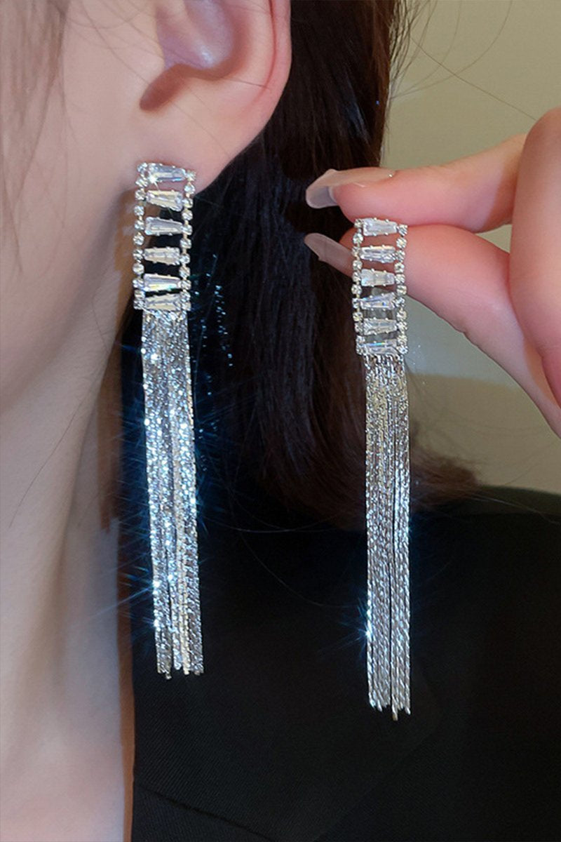 CHANDELIER DROP FASHION EARRINGS