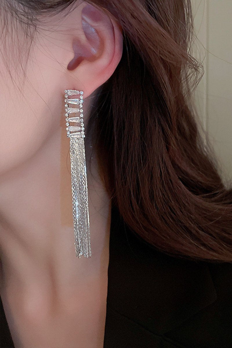 CHANDELIER DROP FASHION EARRINGS