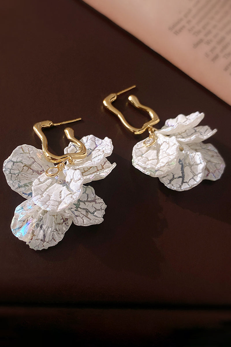 SWEET PLEATED FLOWER EARRINGS