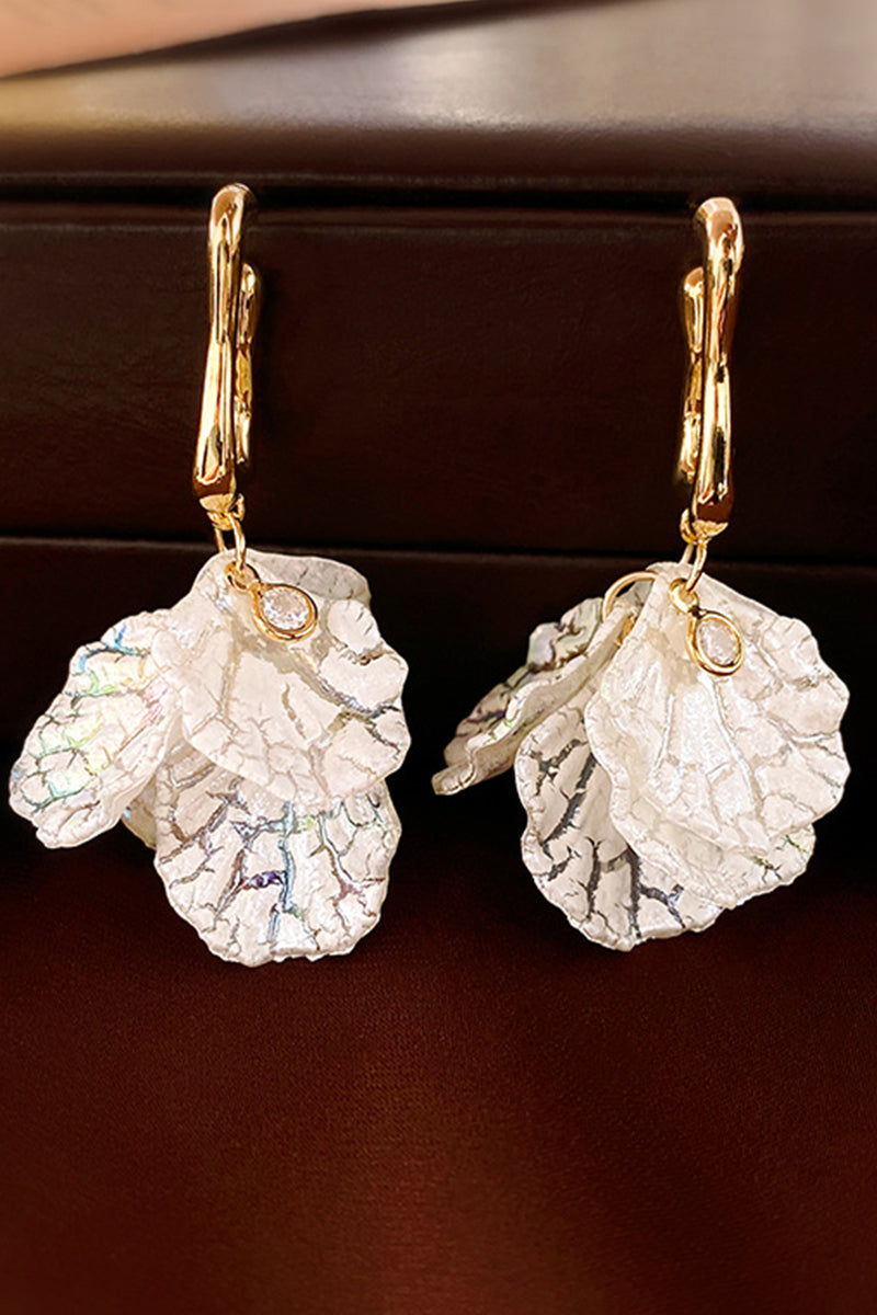 SWEET PLEATED FLOWER EARRINGS