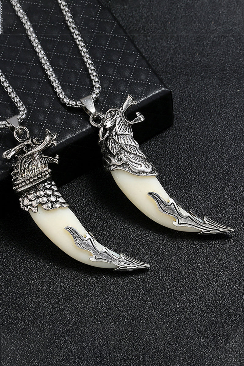 FASHION WOLF HEAD AND SPIKE PENDANT NECKLACE