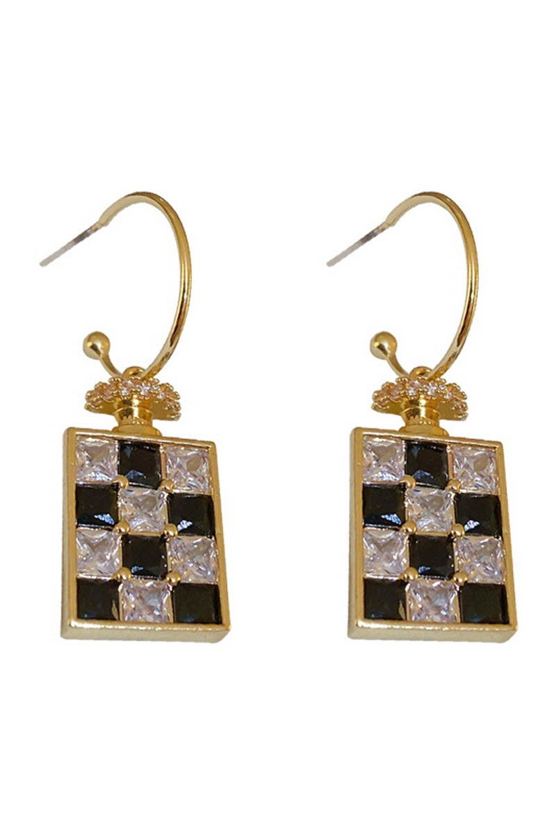 SILVER NEEDLE CHECKERBOARD EARRINGS