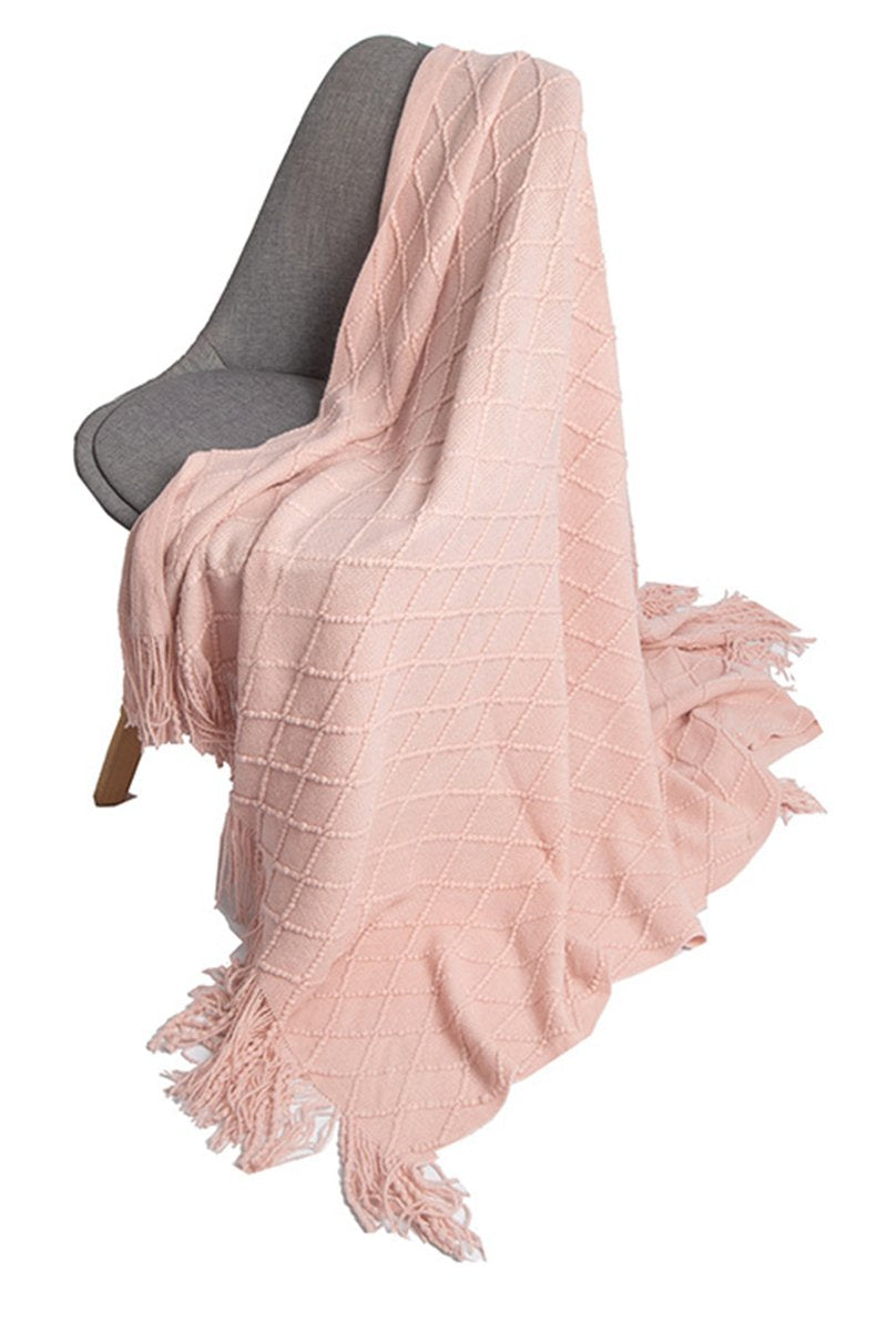 TASSEL DETAILED QUILTED COZY BLANKET