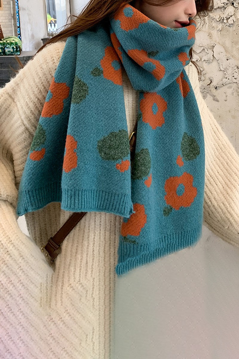 WOMEN KNITTED FLOWER PATTERN SCARF