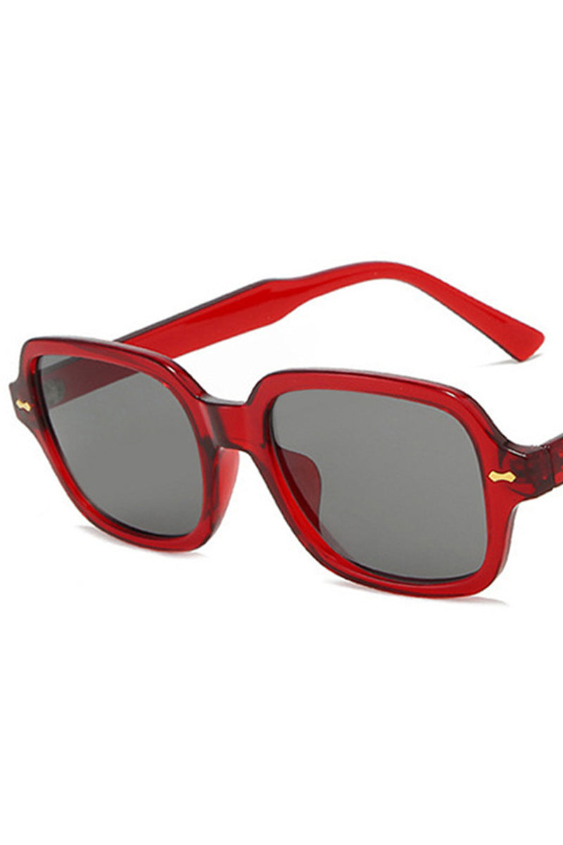 WILD RETRO SUNGLASSES