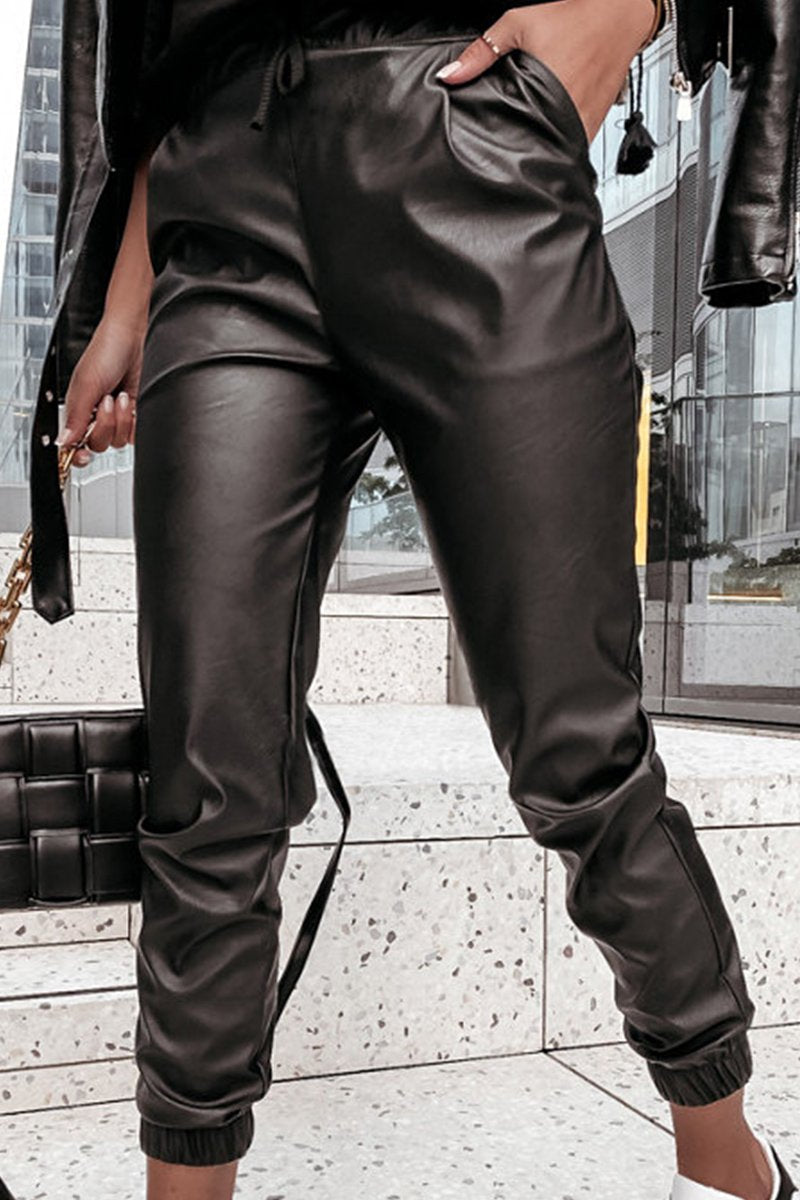 WOMEN PU LEATHER RIBBED HEM PANTS WITH POCKETS