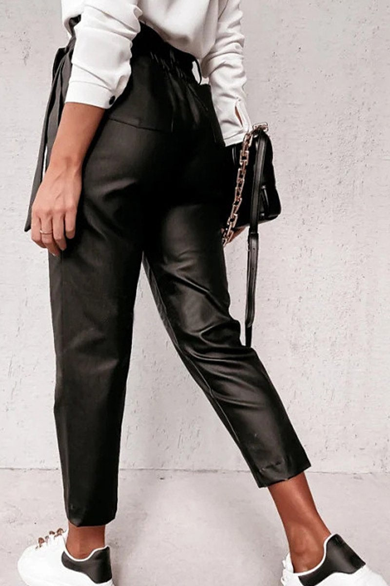 WOMEN BELTED PU LEATHER CAPRI LENGTH CASUAL PANTS