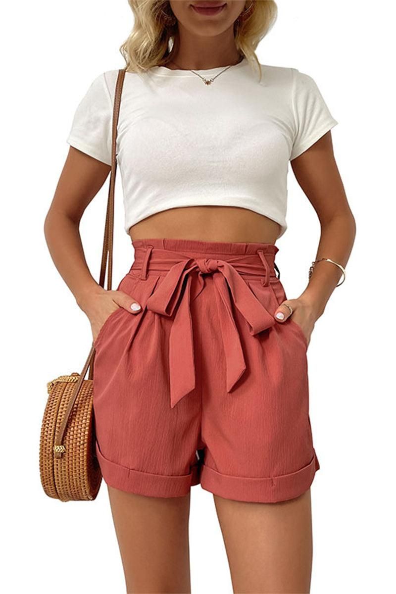 ROLL UP BOTTOM BELTED SHORT PANTS - Doublju