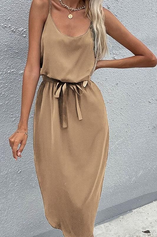 PURE COLOR BAG HIP SPLIT SLING DRESS - Doublju