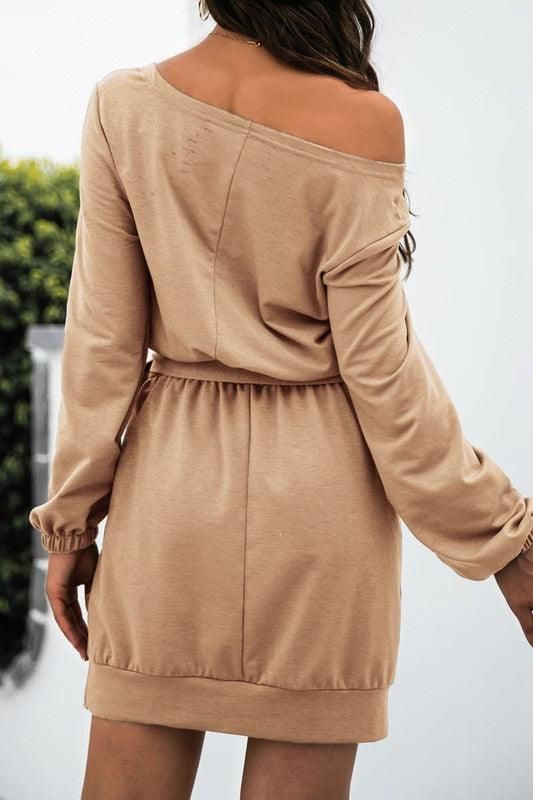 SOLID COLOR STITCHING LONG SLEEVED DRESS - Doublju