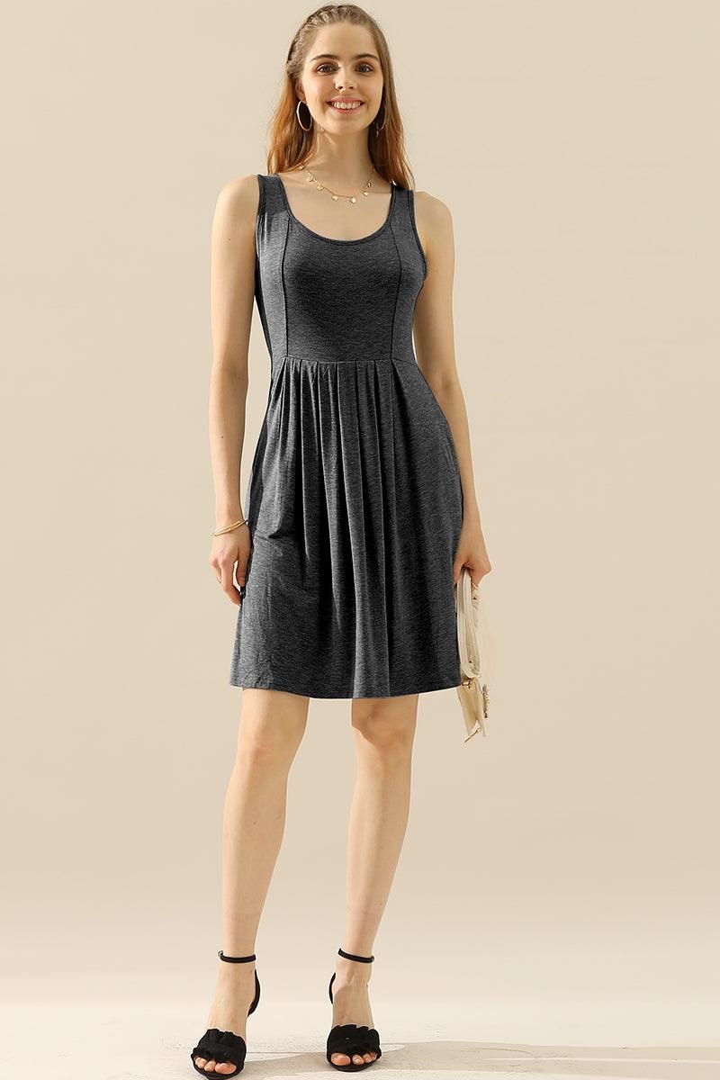 CASUAL SLEEVELESS PLEATED POCKETS DRESSES - Doublju