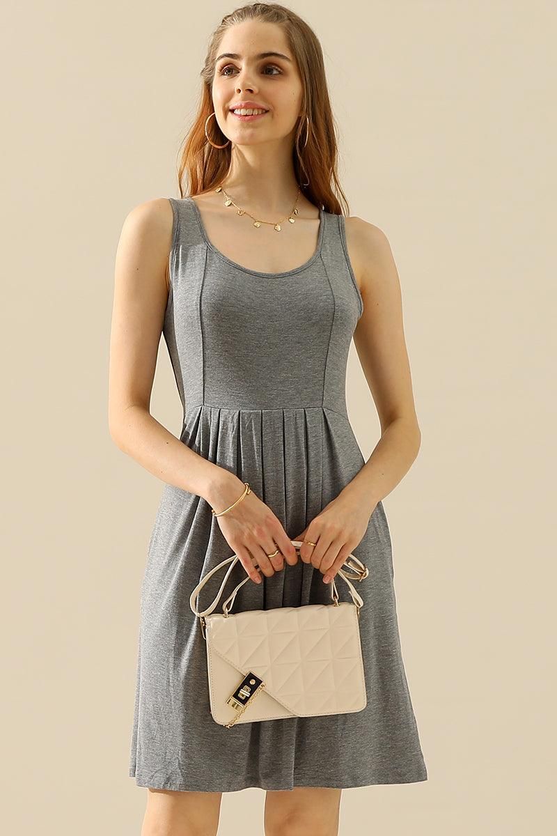 CASUAL SLEEVELESS PLEATED POCKETS DRESSES - Doublju