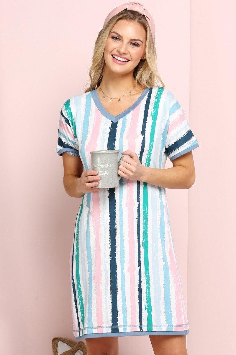 V-NECK SHORT SLEEVE SLEEPWEAR DRESS - Doublju