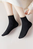 WOMEN LETTUCE TRIM CREW SOCKS