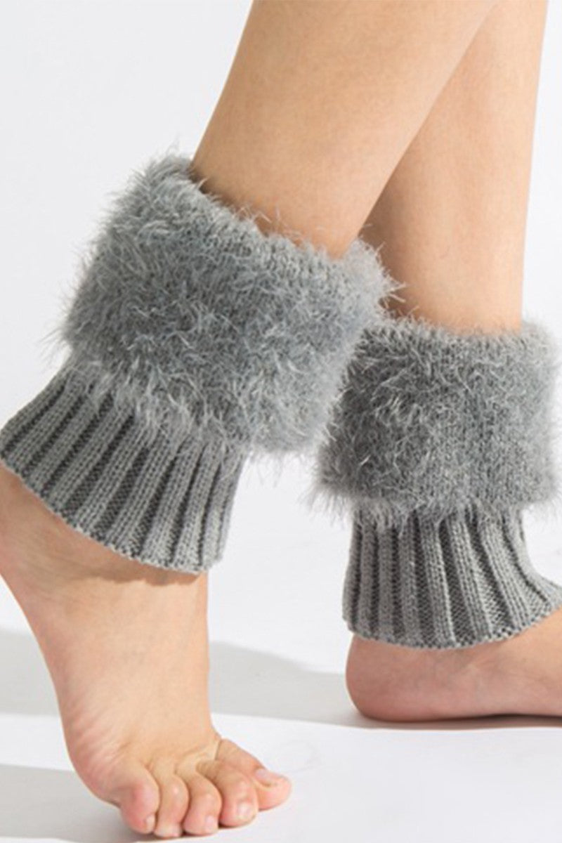 KNITTED FAUX FUR LEG WARMERS