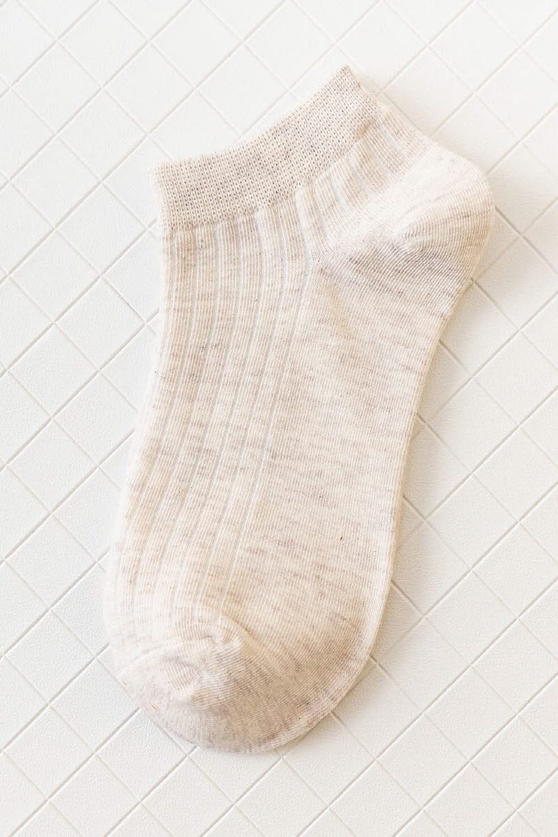 SOLID COLOR BREATHABLE COTTON SOCKS