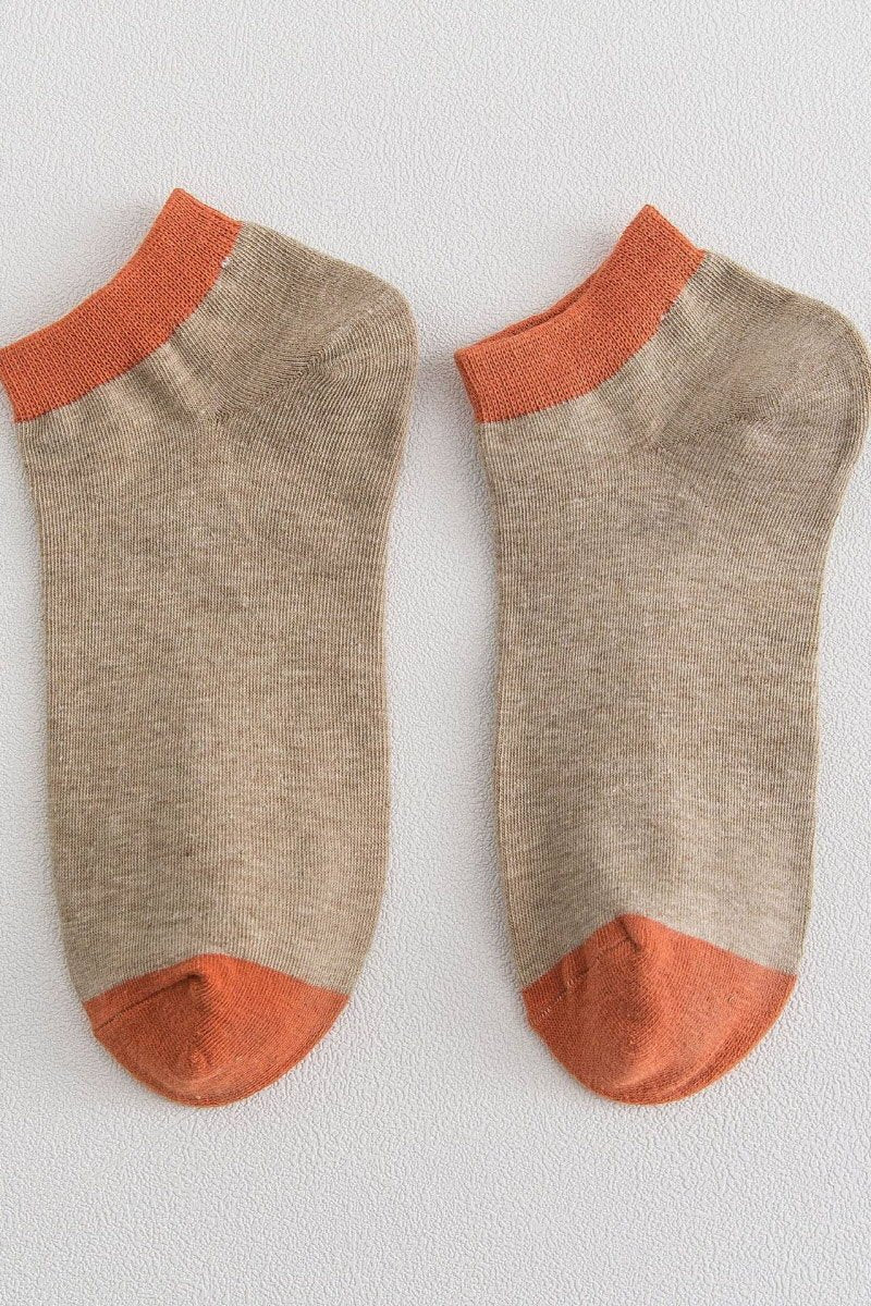 SIMPLE COLOR MATCHING SOCKS