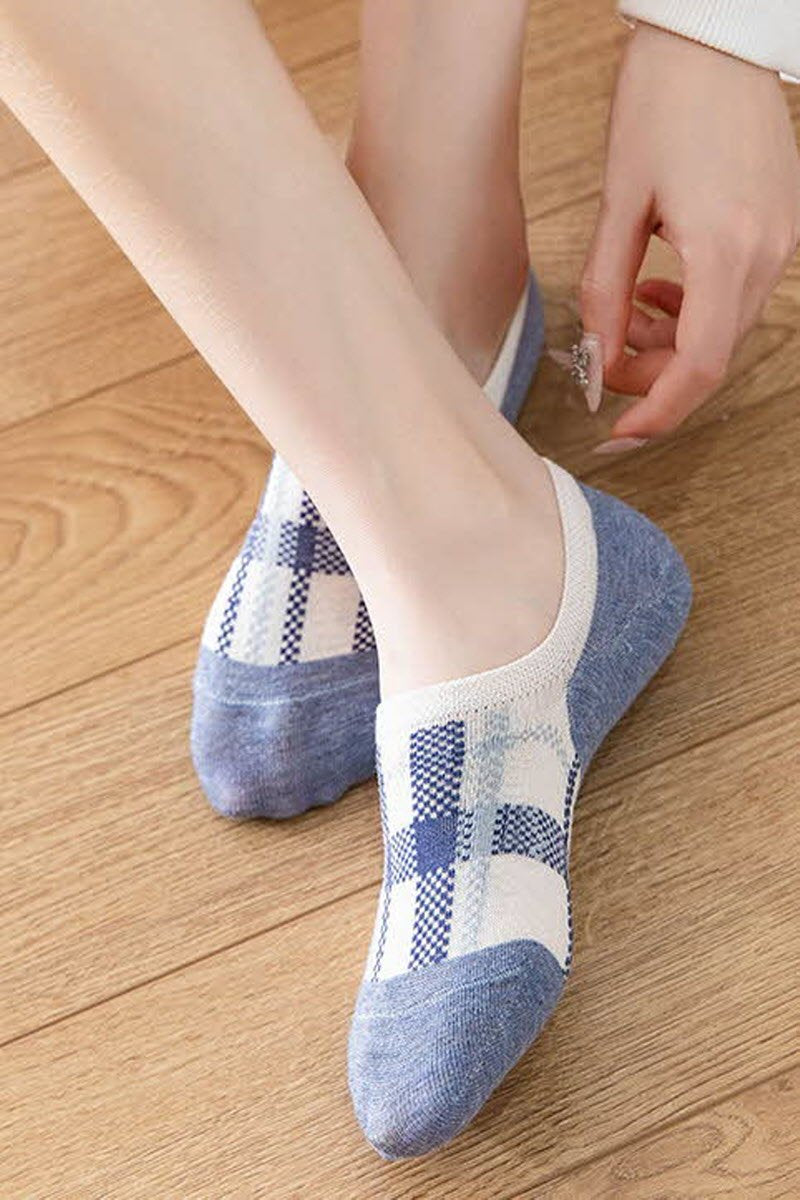 SILICONE NON SLIP COTTON SOCKS