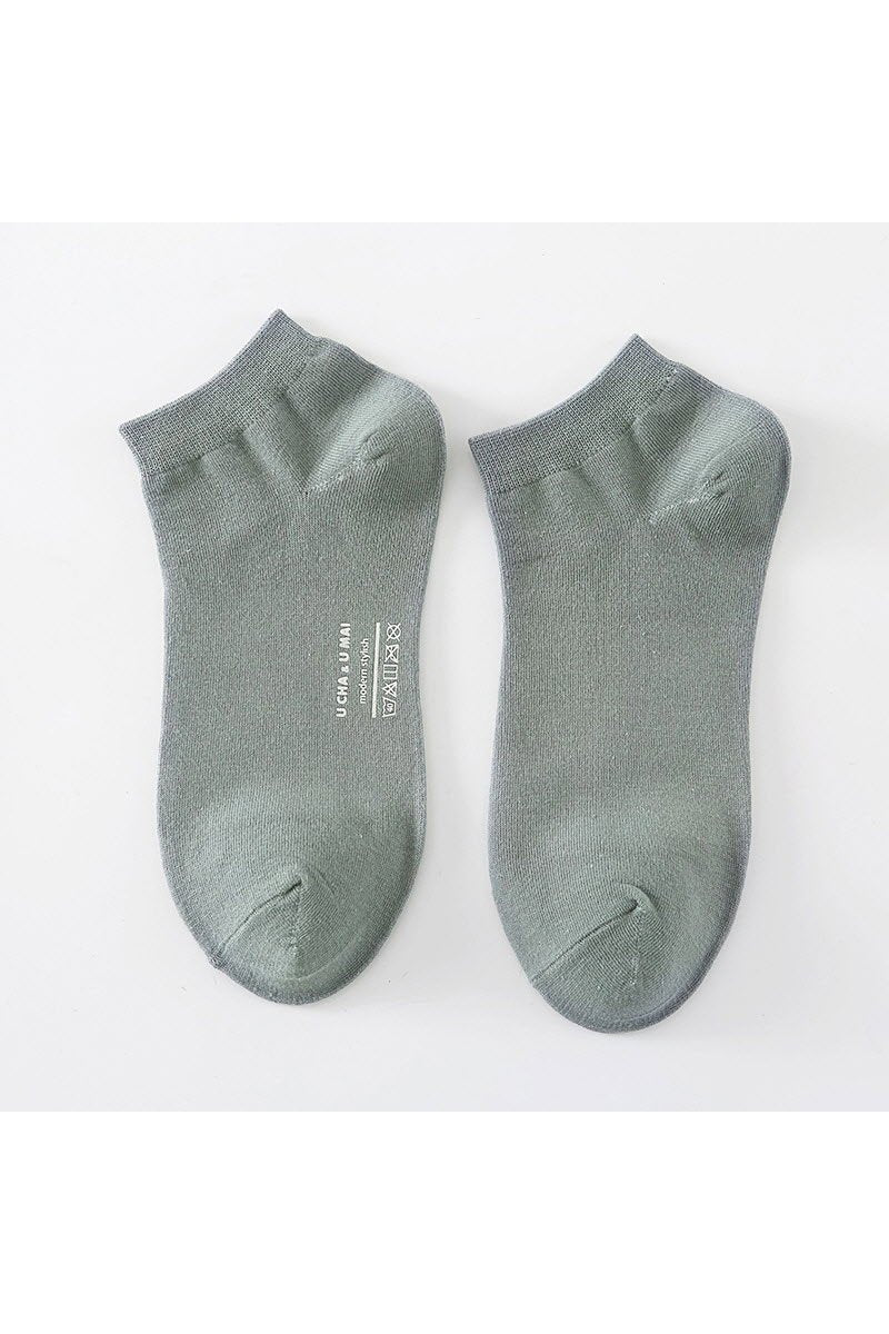 SOLID COLOR BREATHABLE COTTON SOCKS