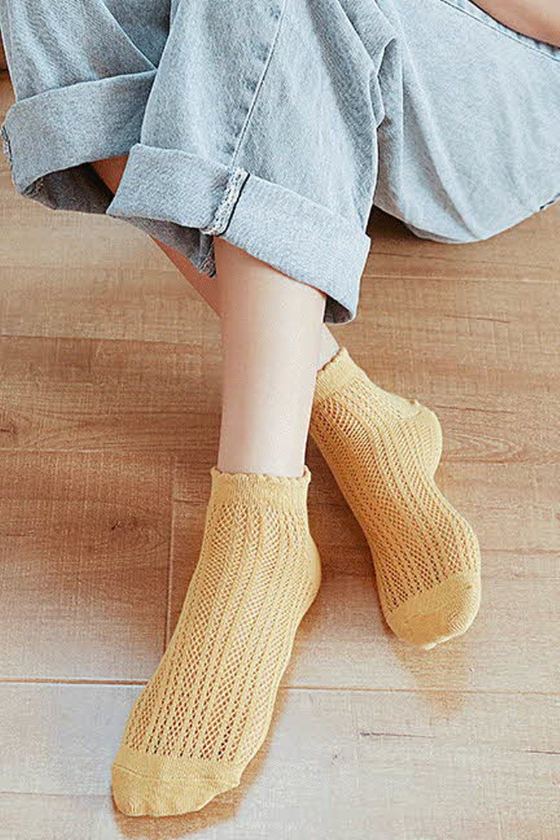 SOLID COLOR MESH BREATHABLE SOCKS