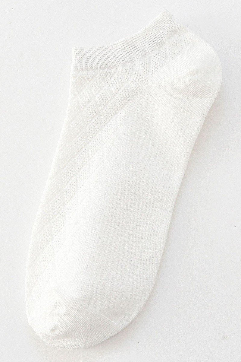 DIAMOND LINE PATTERN INSTEP ANKLE SOCKS