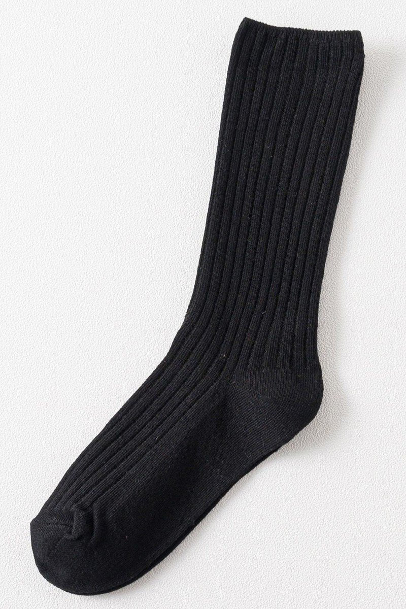 SOLID COLOR VERTICAL LINE SOCKS