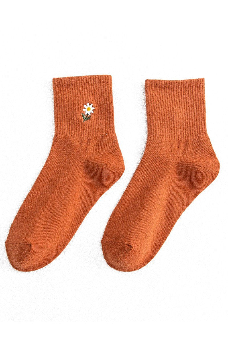 FLOWER EMBROIDERY TRENDY SOCKS