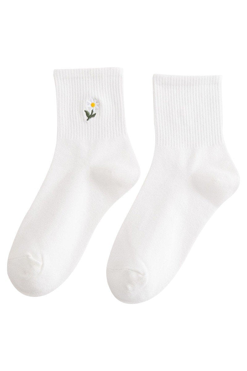 FLOWER EMBROIDERY TRENDY SOCKS