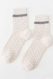 HOURGLASS QUILTED LINE COLOR CREW SOCKS