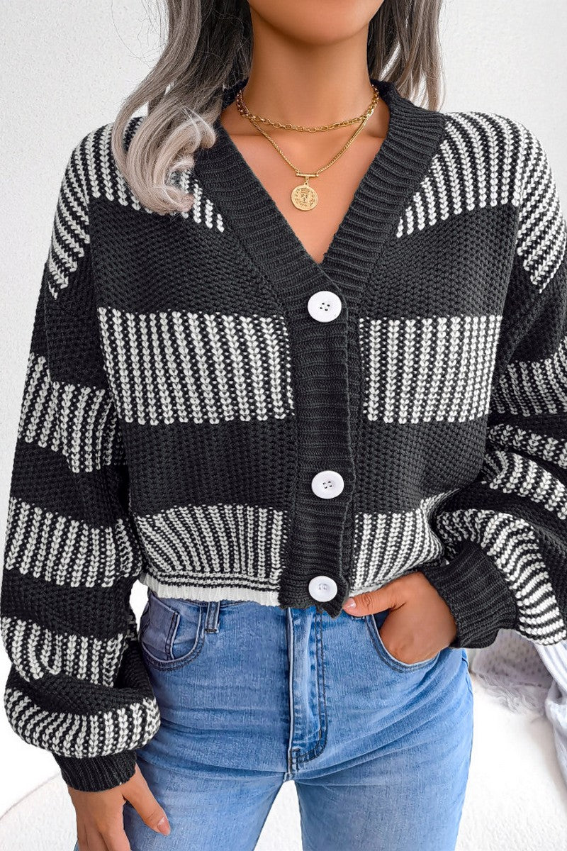 WOMEN STRIPE PATTERN LOOSE SHORT KNIT CARDIGAN