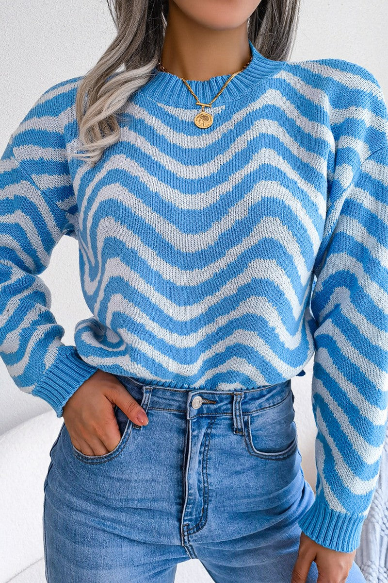 WOMEN RIBBED WAVE PATTERN KNITTED SHORT SWEATER