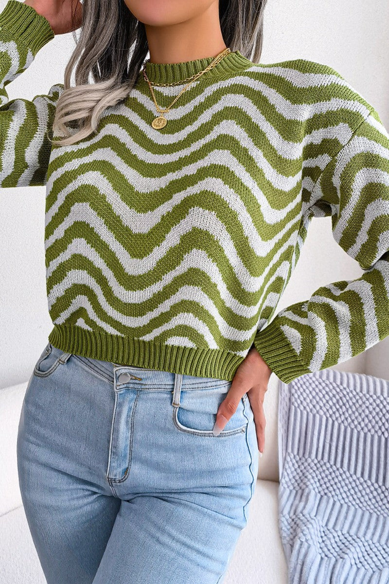 WOMEN RIBBED WAVE PATTERN KNITTED SHORT SWEATER