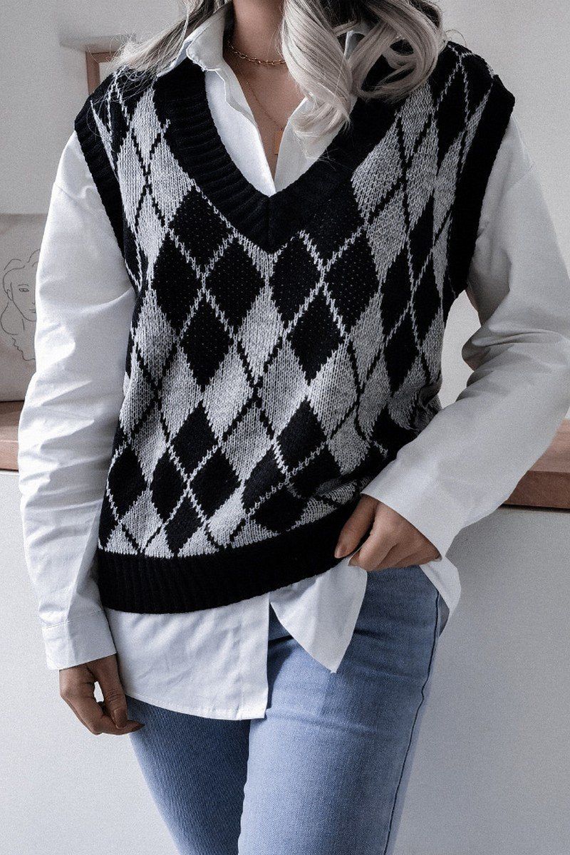 V NECK LOZENGE CASUAL LOOSE KNIT VEST